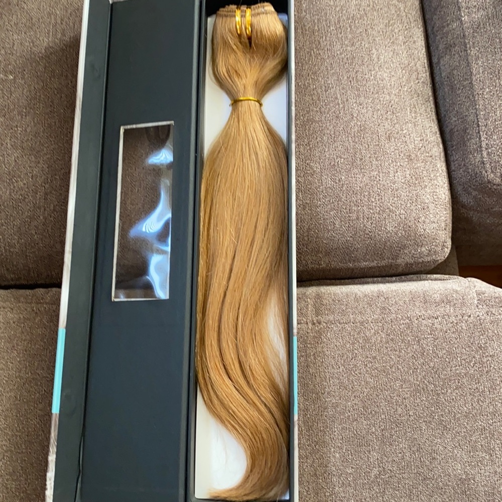 #27 Beyond the beauty 100% human hair clip extensions